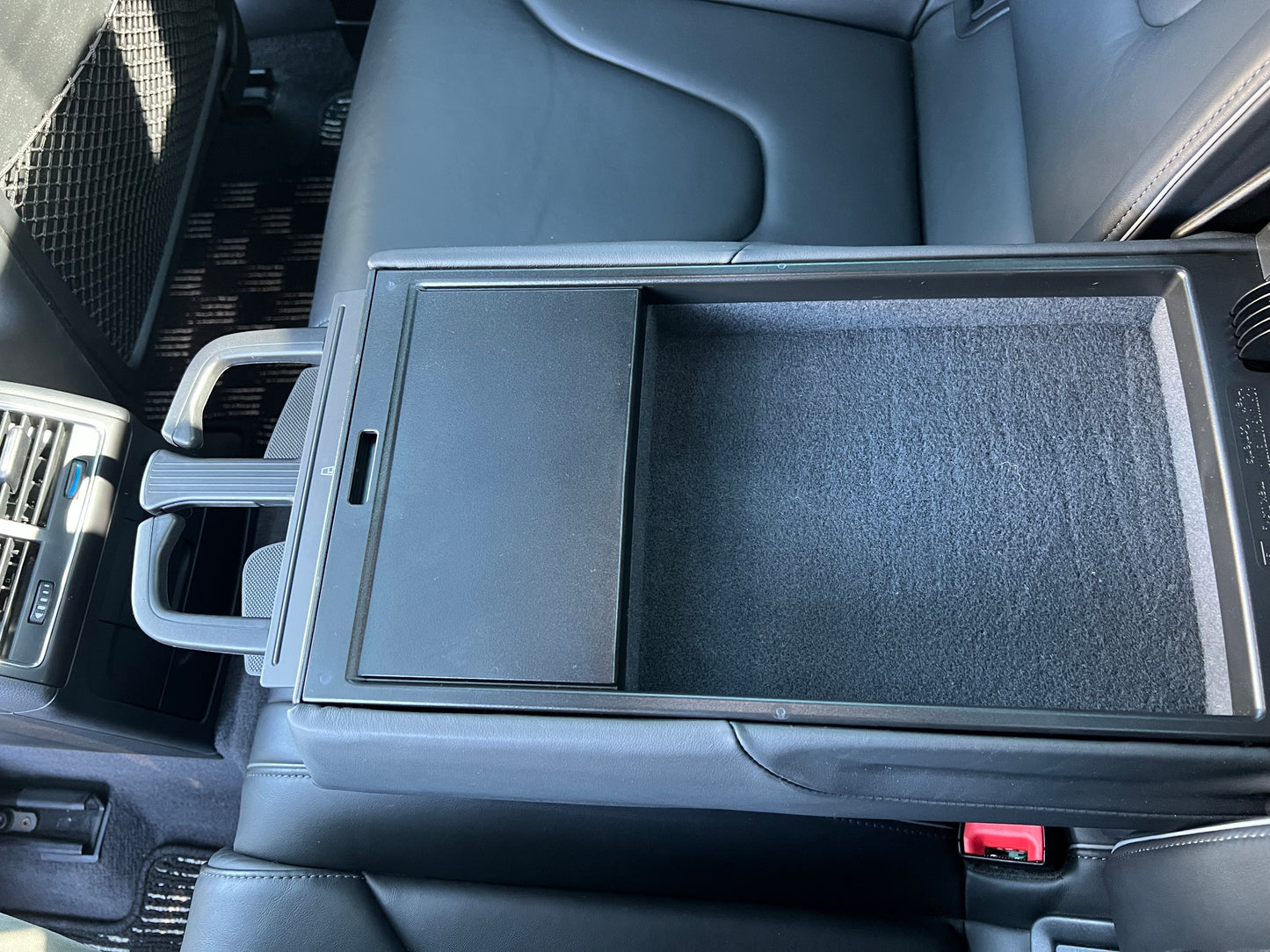 Audi RS5 quattro | 4,2L V8 FSI | 91.086 km | 450 PS | Sport | Coupé