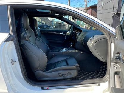 Audi RS5 quattro | 4,2L V8 FSI | 91.086 km | 450 PS | Sport | Coupé