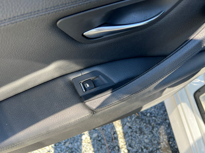 BMW 535i | M package | F10 | 113,973 km | 306 hp | PDC | limousine