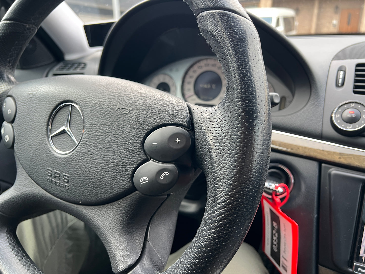 Mercedes Benz E500 AMG | W211 | 80.325 km | 388 PS | Sound2Light | Avantgarde