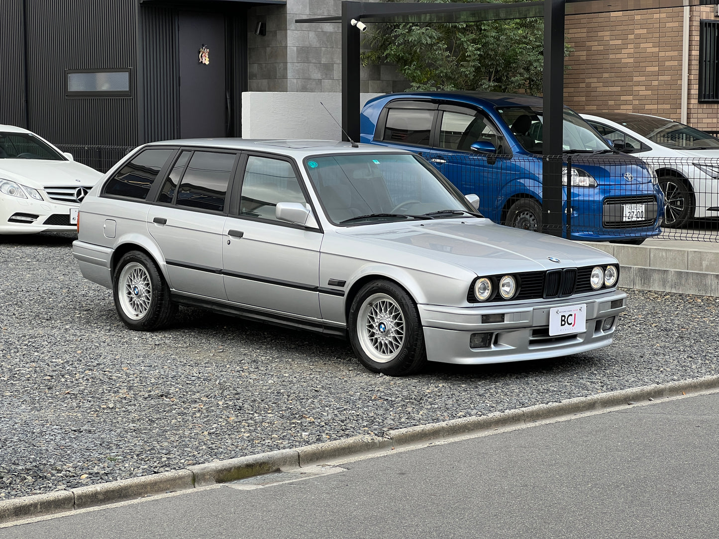 BMW 325i M-Paket | E30 Touring | 130.985 km | 192 PS | Schiebedach | Kombi