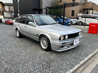 BMW 325i M-Paket | E30 Touring | 130.985 km | 192 PS | Schiebedach | Kombi