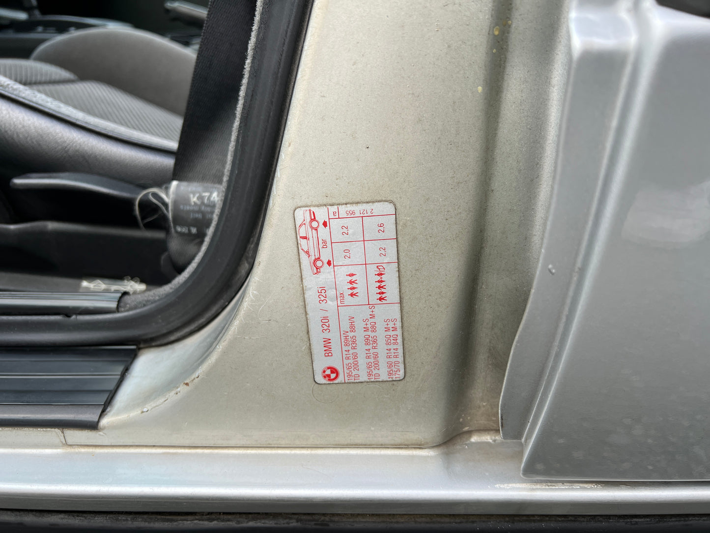 BMW 325i M-Paket | E30 Touring | 130.985 km | 192 PS | Schiebedach | Kombi