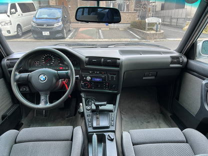 BMW 325i M-Paket | E30 Touring | 130.985 km | 192 PS | Schiebedach | Kombi