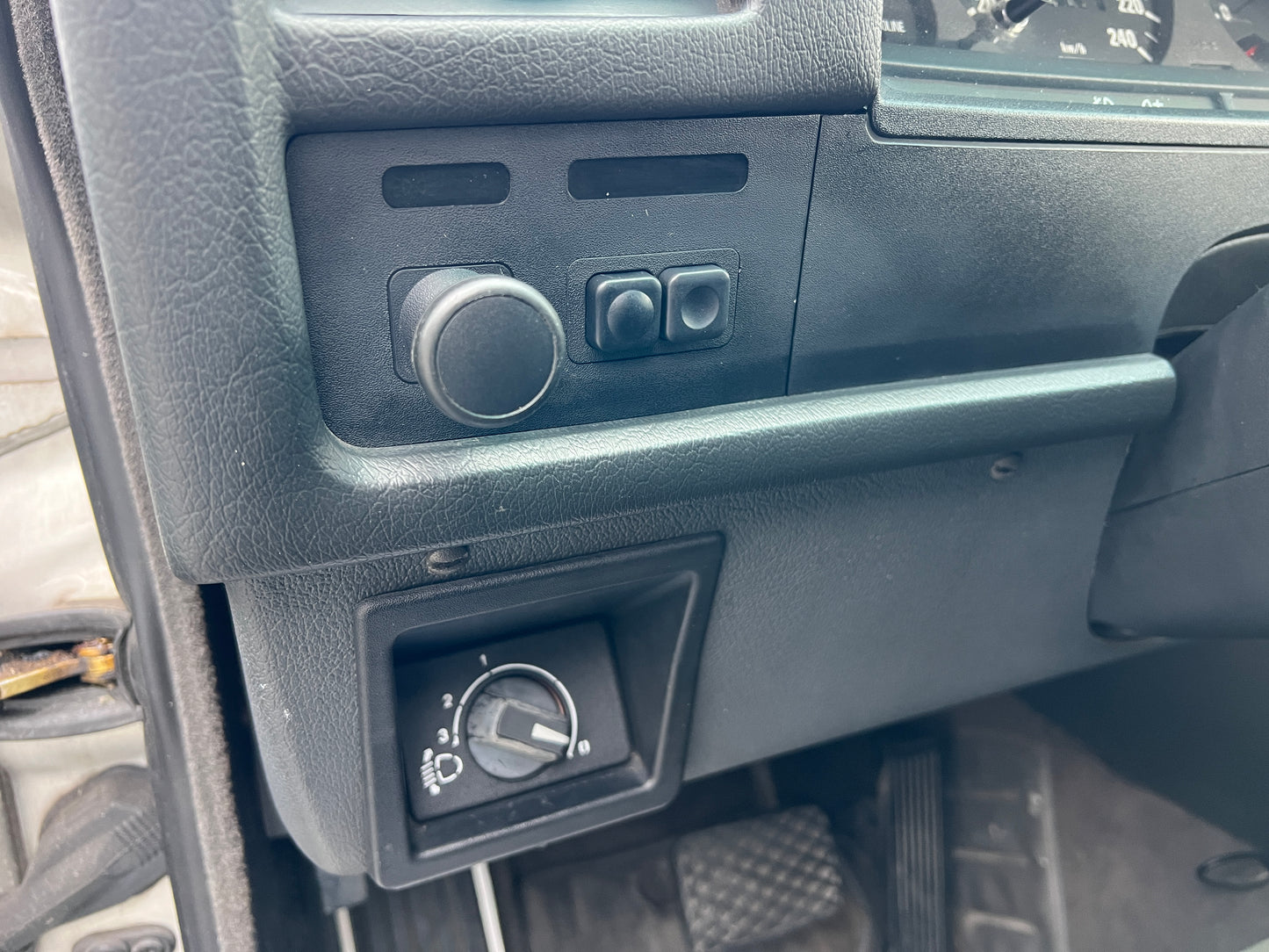 BMW 325i M-Paket | E30 Touring | 130.985 km | 192 PS | Schiebedach | Kombi