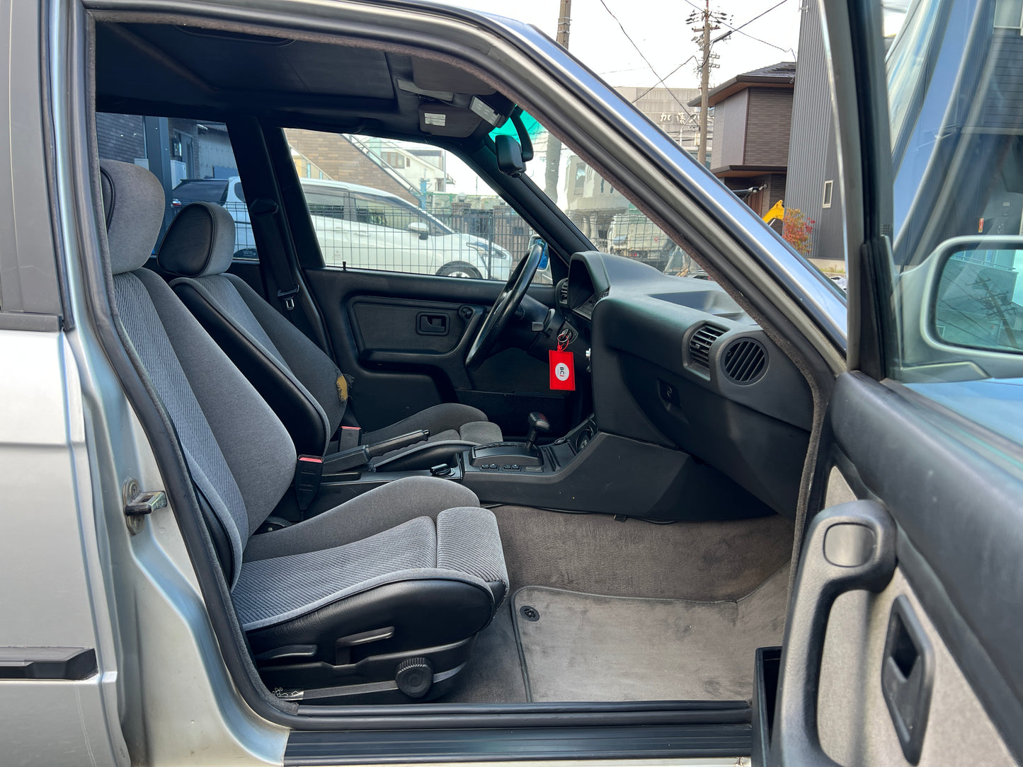 BMW 325i M-Paket | E30 Touring | 130.985 km | 192 PS | Schiebedach | Kombi