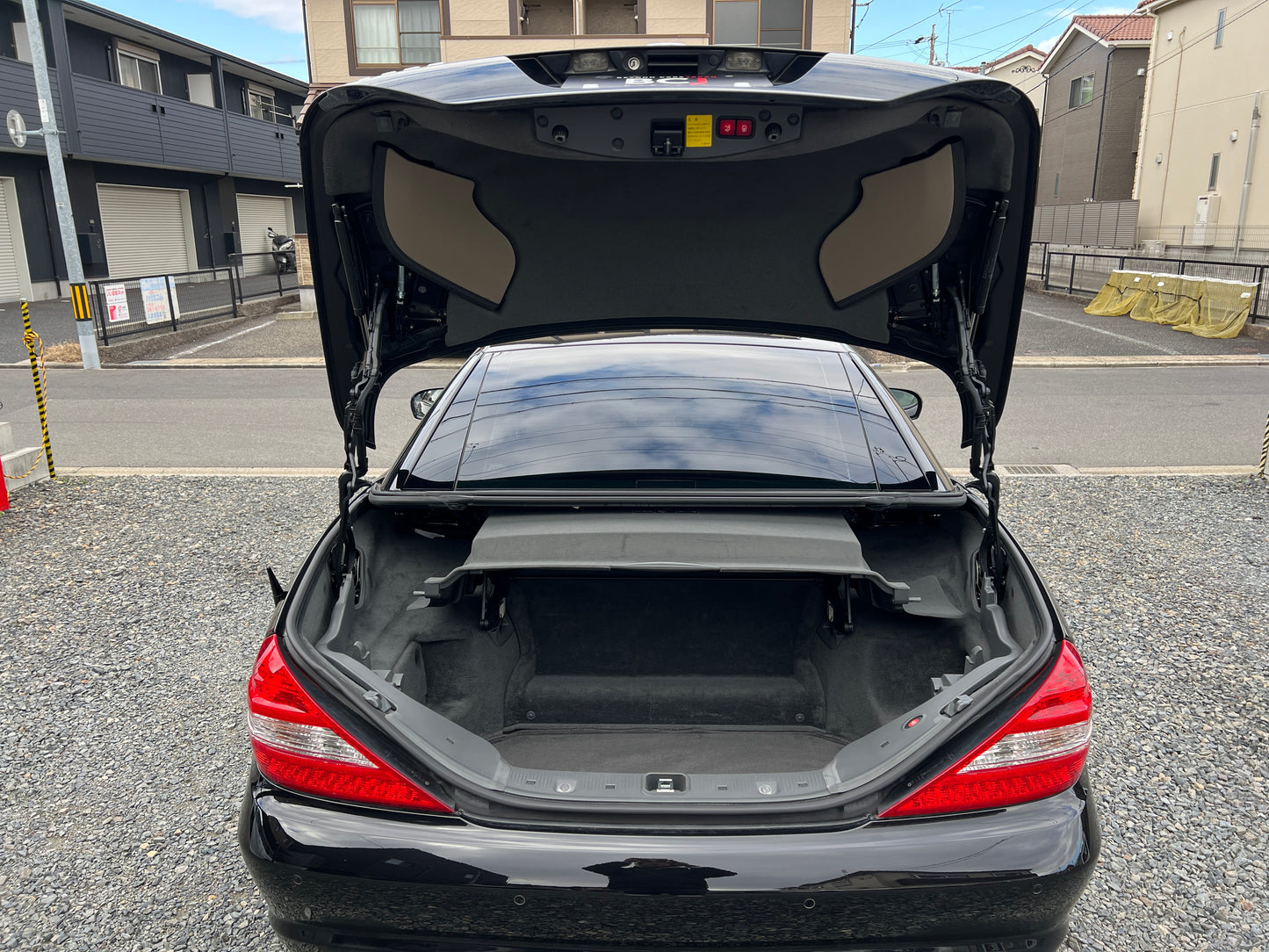 Mercedes Benz SL350 AMG | Facelift | R230 | 97.928 km | 315 PS | KEYLESS-GO