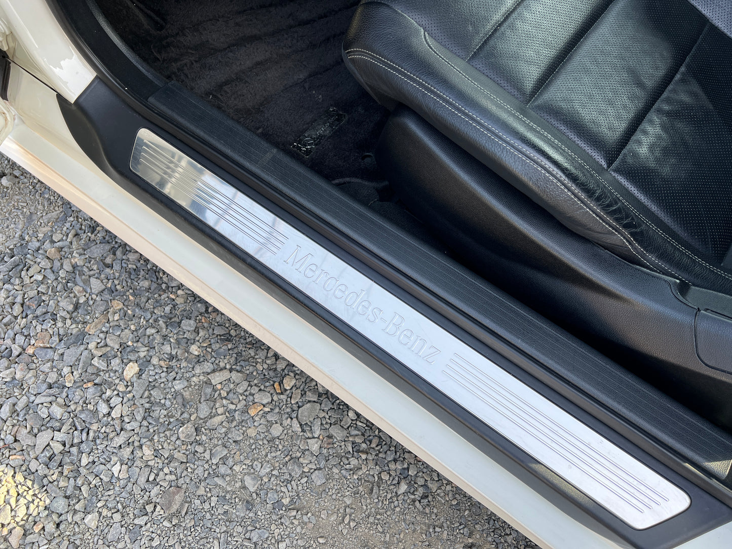 Mercedes Benz E350 AMG | C207 | 76.965 km | 306 PS | Rückfahrkamera | Coupé