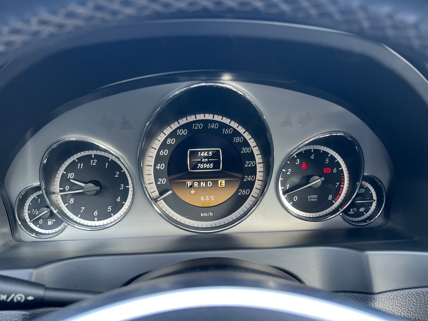 Mercedes Benz E350 AMG | C207 | 76.965 km | 306 PS | Rückfahrkamera | Coupé