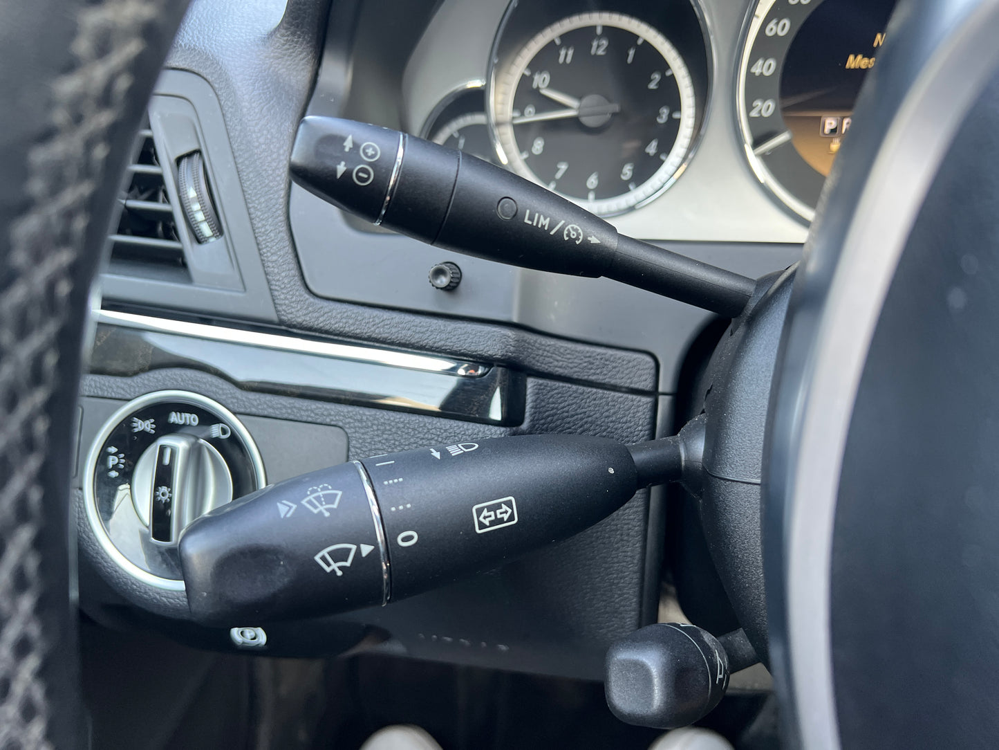 Mercedes Benz E350 AMG | C207 | 76.965 km | 306 PS | Rückfahrkamera | Coupé