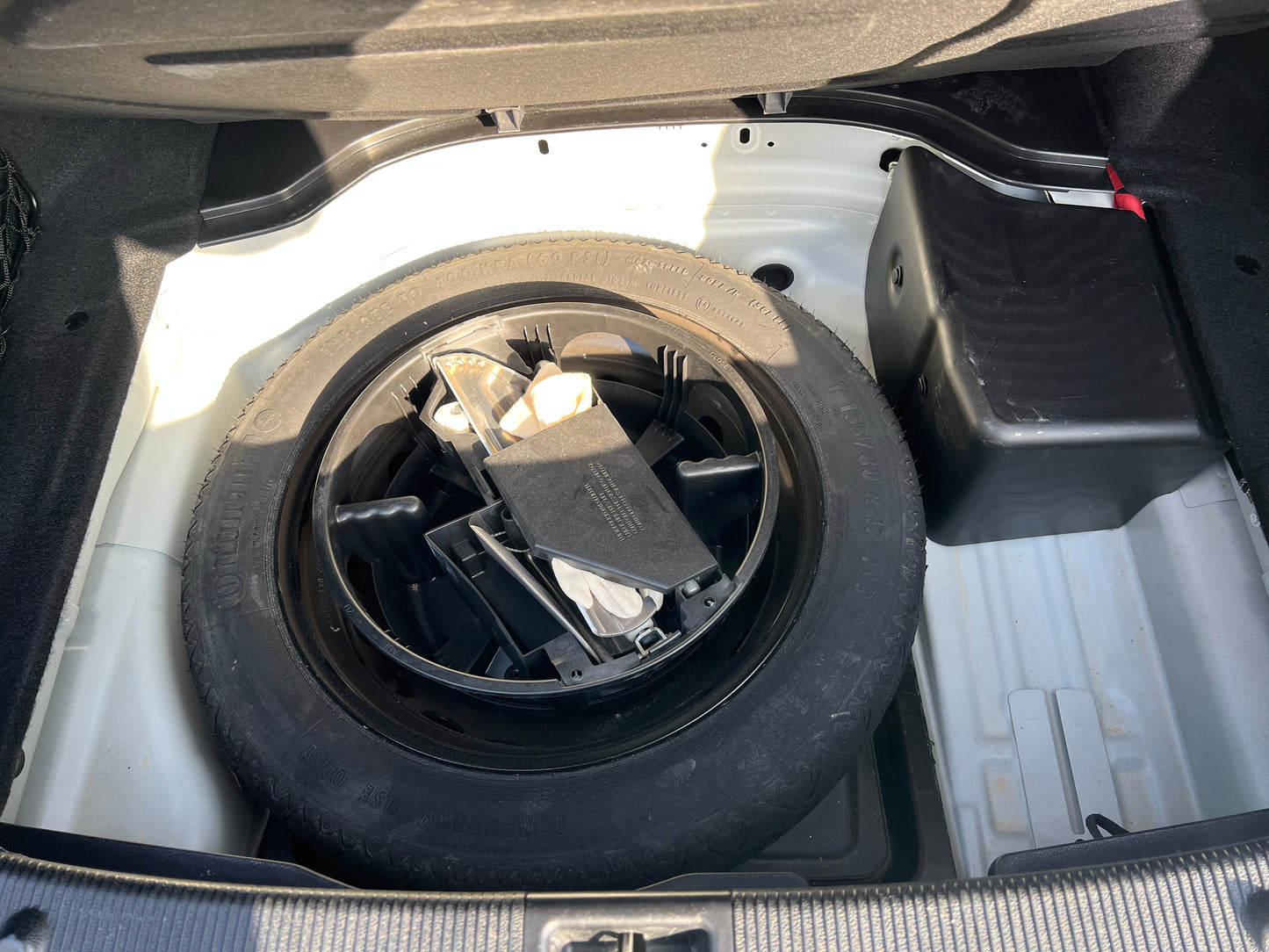 Mercedes Benz E350 AMG | C207 | 76.965 km | 306 PS | Rückfahrkamera | Coupé