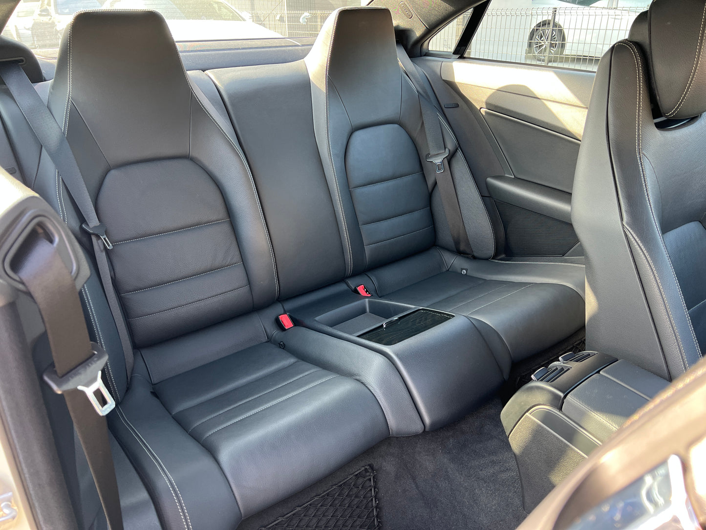 Mercedes Benz E350 AMG | C207 | 76.965 km | 306 PS | Rückfahrkamera | Coupé