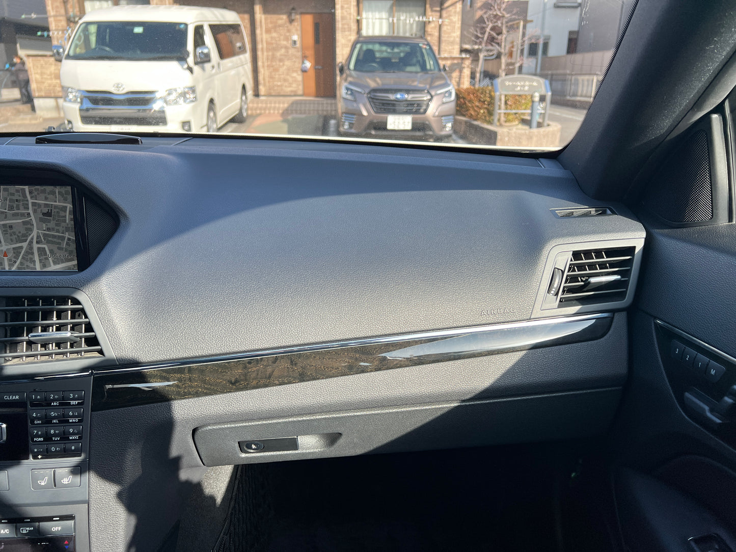 Mercedes Benz E350 AMG | C207 | 76.965 km | 306 PS | Rückfahrkamera | Coupé