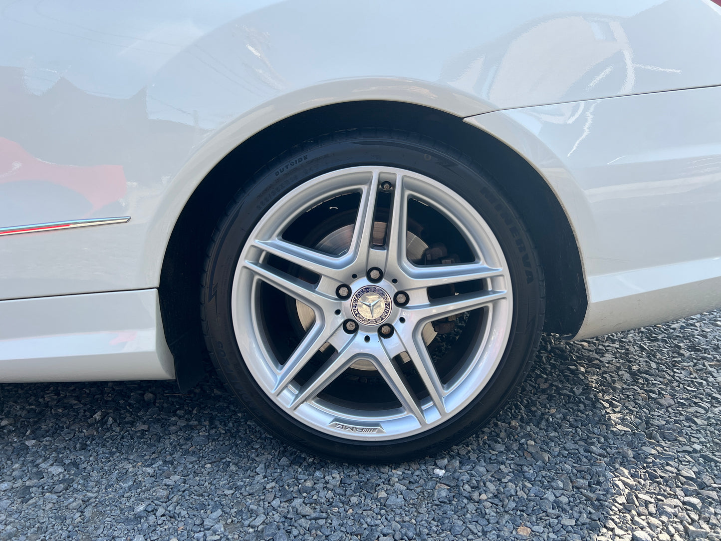 Mercedes Benz E350 AMG | C207 | 76.965 km | 306 PS | Rückfahrkamera | Coupé