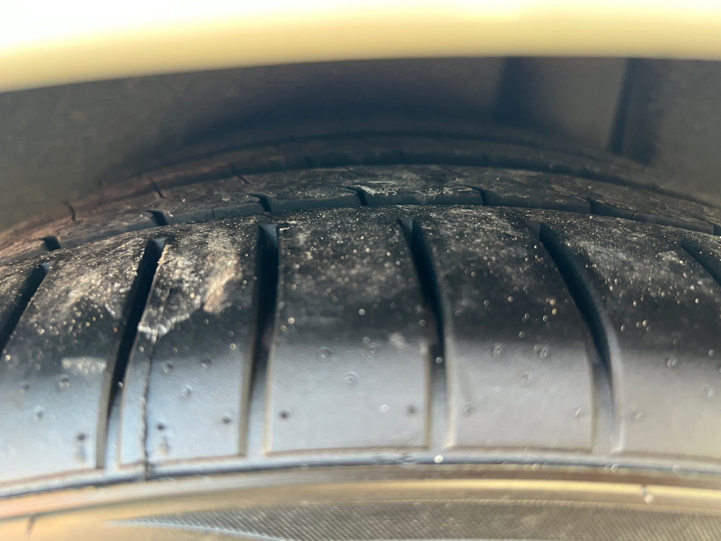 Mercedes Benz E350 AMG | C207 | 76.965 km | 306 PS | Rückfahrkamera | Coupé