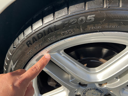 Mercedes Benz E350 AMG | C207 | 76.965 km | 306 PS | Rückfahrkamera | Coupé