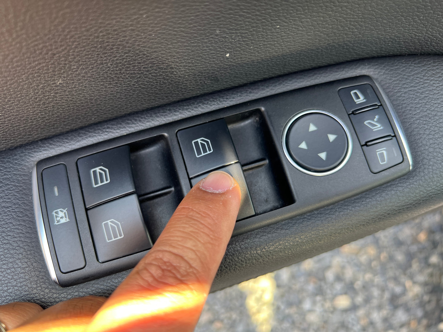 Mercedes Benz E350 AMG | C207 | 76.965 km | 306 PS | Rückfahrkamera | Coupé