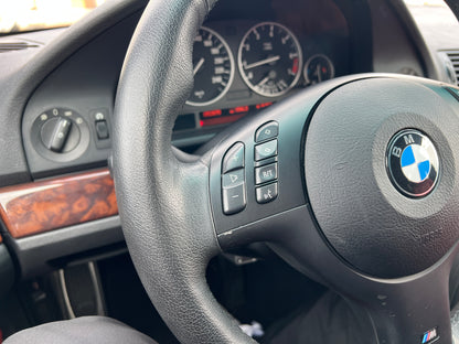 BMW 530i M-Package | E39 | 52,870 km | 231 hp | Sunroof