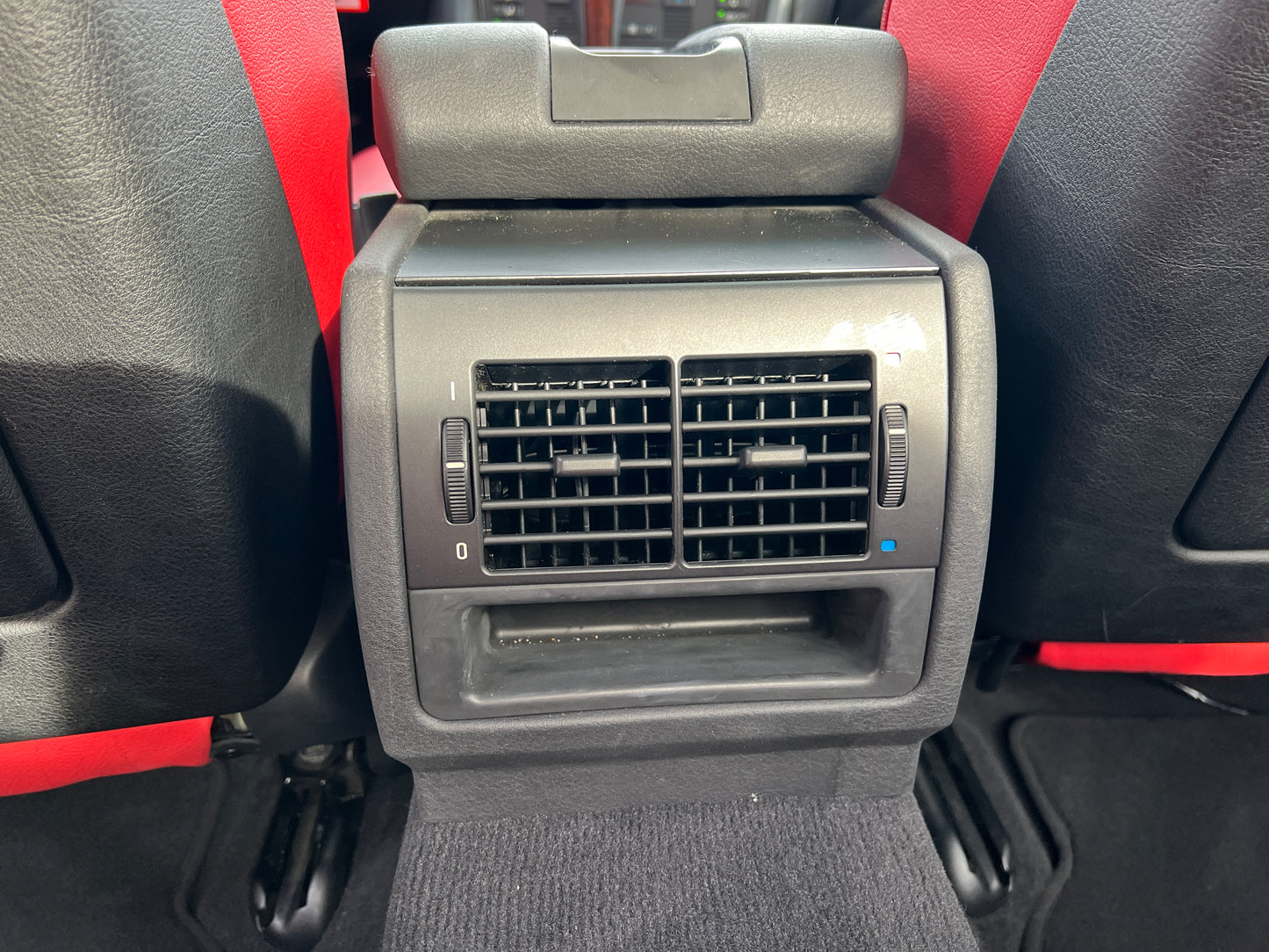 BMW 530i M-Package | E39 | 52,870 km | 231 hp | Sunroof