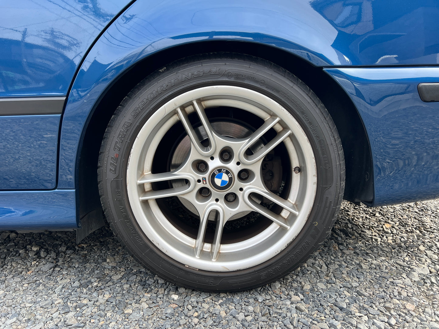 BMW 530i M-Package | E39 | 52,870 km | 231 hp | Sunroof