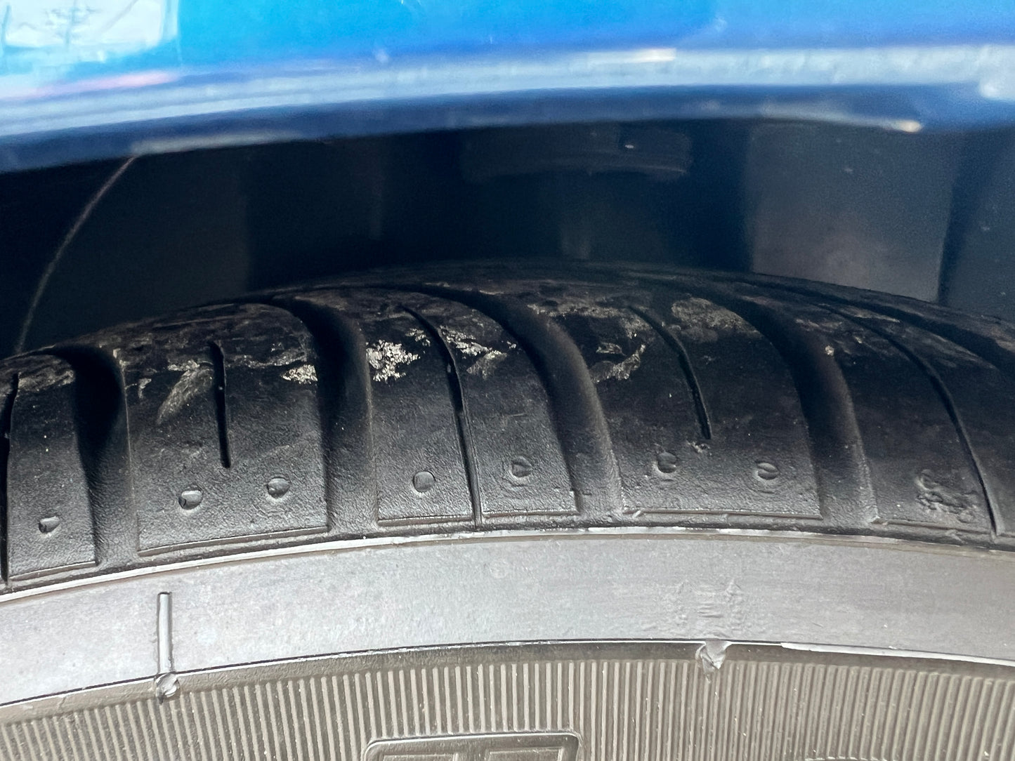 BMW 530i M-Package | E39 | 52,870 km | 231 hp | Sunroof