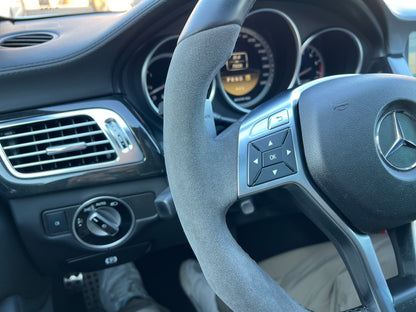 Mercedes Benz CLS63 AMG Performance | C218 | 73.192 km | 557 PS | KEYLESS-GO