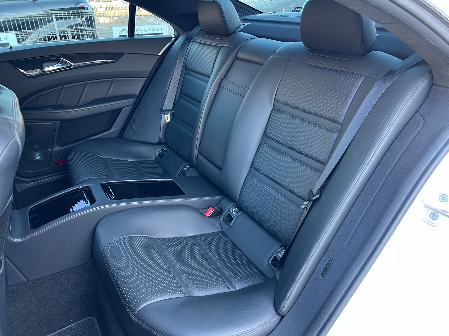 Mercedes Benz CLS63 AMG Performance | C218 | 73.192 km | 557 PS | KEYLESS-GO