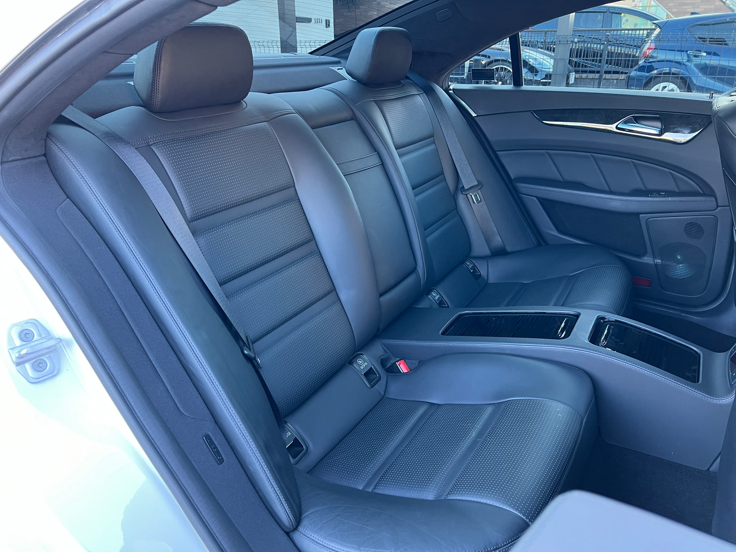 Mercedes Benz CLS63 AMG Performance | C218 | 73.192 km | 557 PS | KEYLESS-GO