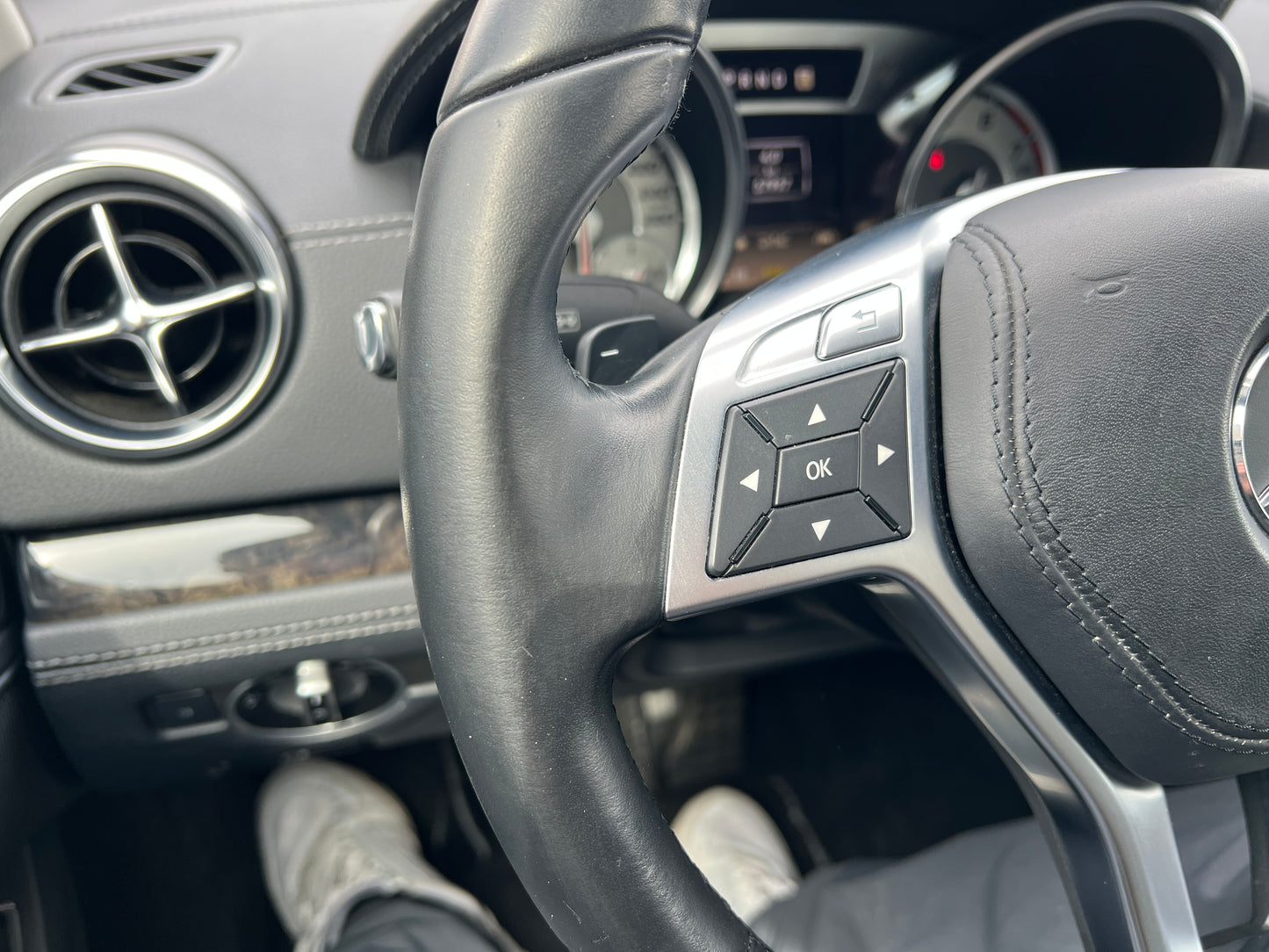 Mercedes Benz SL500 | R231 | 57.993 km | 435 PS | Rückfahrkamera | Roadster