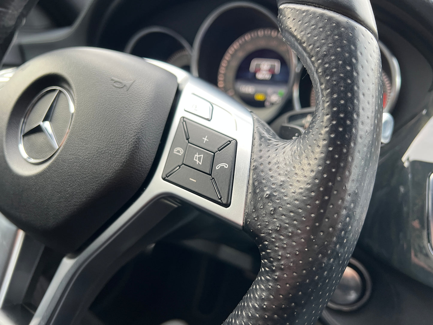 Mercedes Benz CLS350 AMG | C218 | 94.550 km | 306 PS | Rückfahrkamera | Coupé