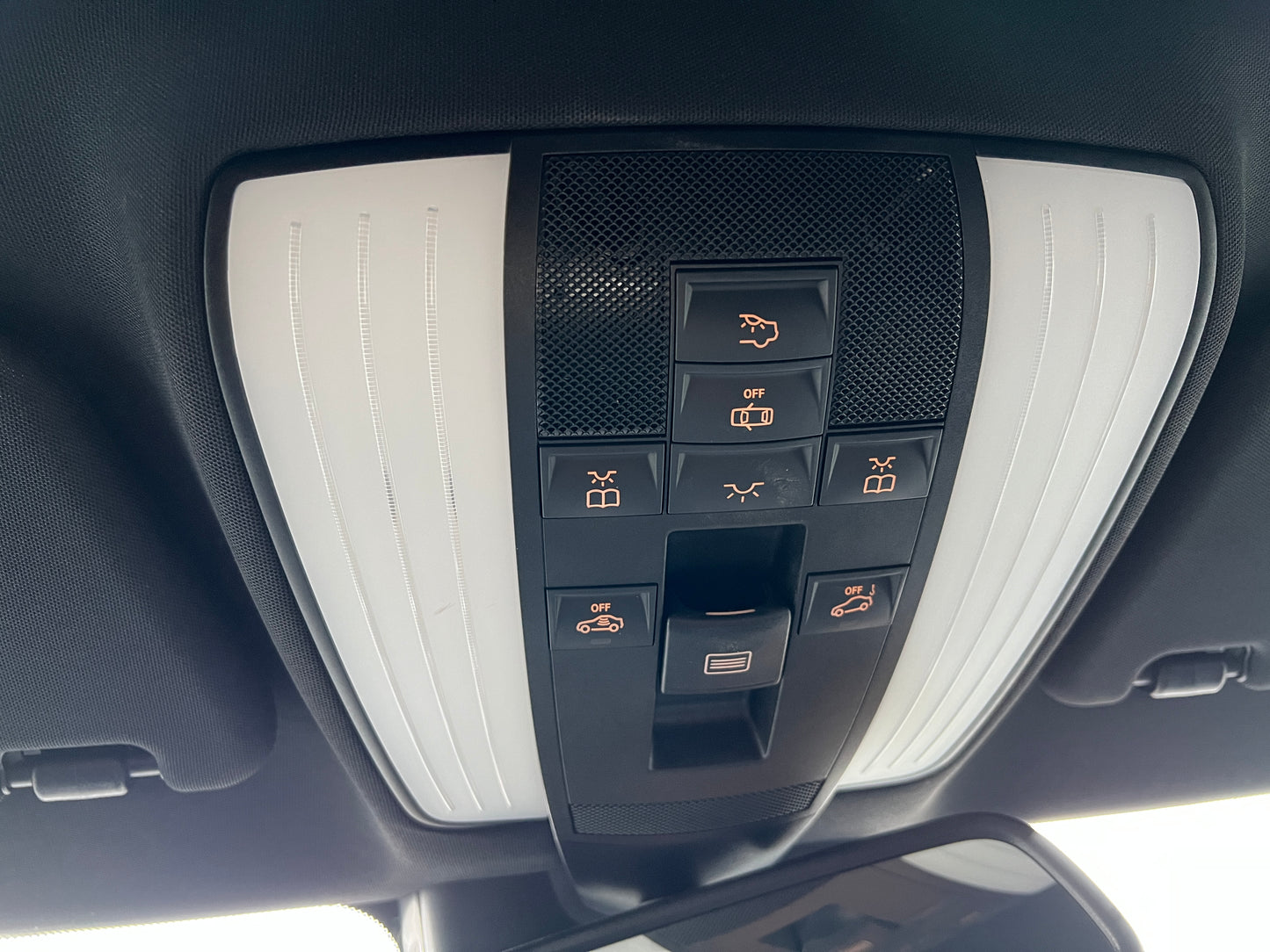 Mercedes Benz CLS350 AMG | C218 | 94.550 km | 306 PS | Rückfahrkamera | Coupé