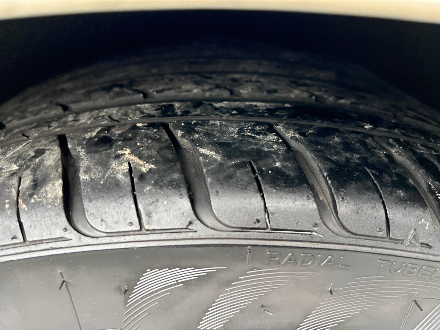 Mercedes Benz CLS350 AMG | C218 | 94.550 km | 306 PS | Rückfahrkamera | Coupé