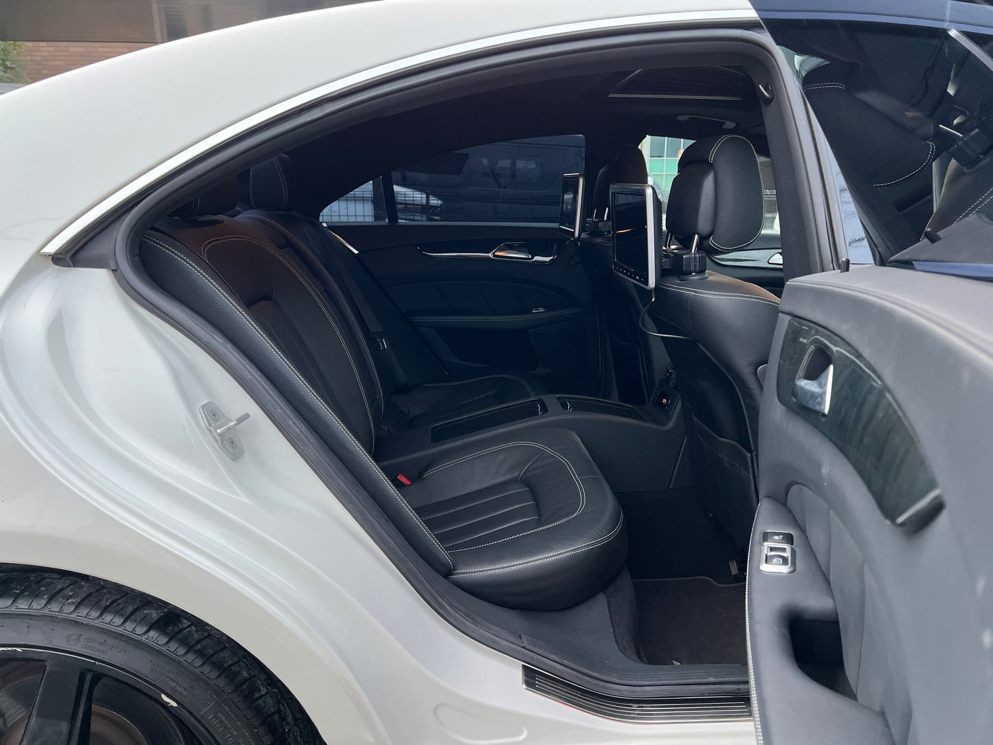 Mercedes Benz CLS350 AMG | C218 | 94.550 km | 306 PS | Rückfahrkamera | Coupé