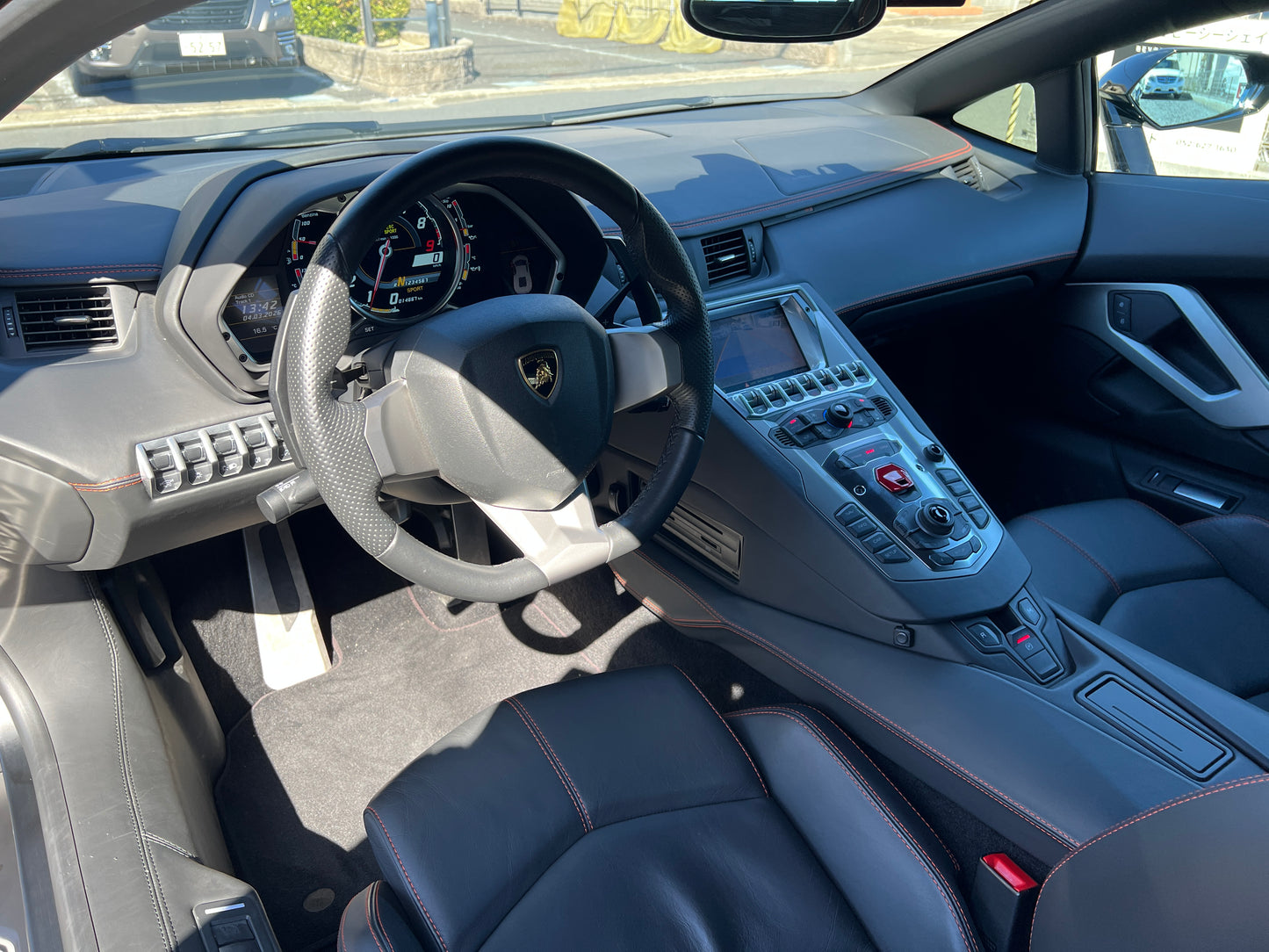 Lamborghini Aventador | LP700-4 | 14,667 km | 700 PS | Carbonfaser-Monocoque