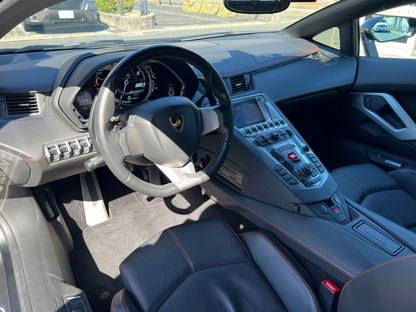 Lamborghini Aventador | LP700-4 | 14,667 km | 700 PS | Carbonfaser-Monocoque
