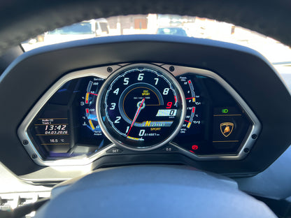 Lamborghini Aventador | LP700-4 | 14,667 km | 700 PS | Carbonfaser-Monocoque