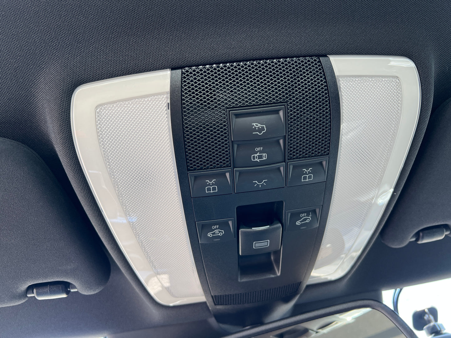 Mercedes Benz E400 AMG | C207 | 85.600 km | 333 PS | 360 Grad Kamera | Coupé