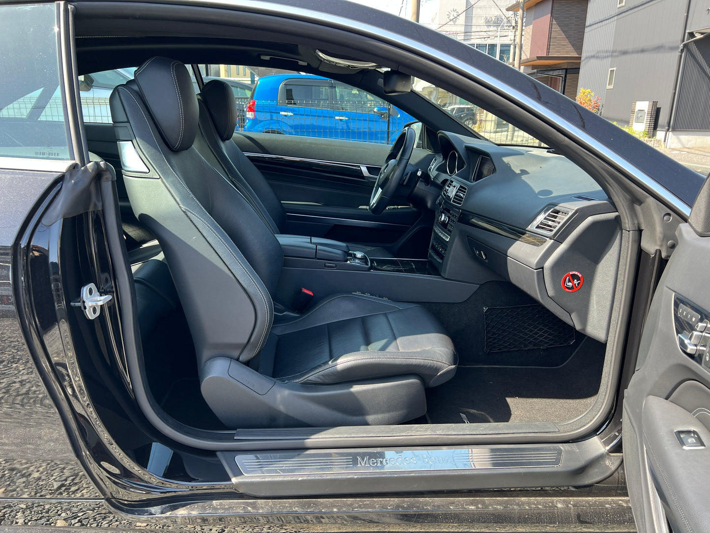 Mercedes Benz E400 AMG | C207 | 85.600 km | 333 PS | 360 Grad Kamera | Coupé