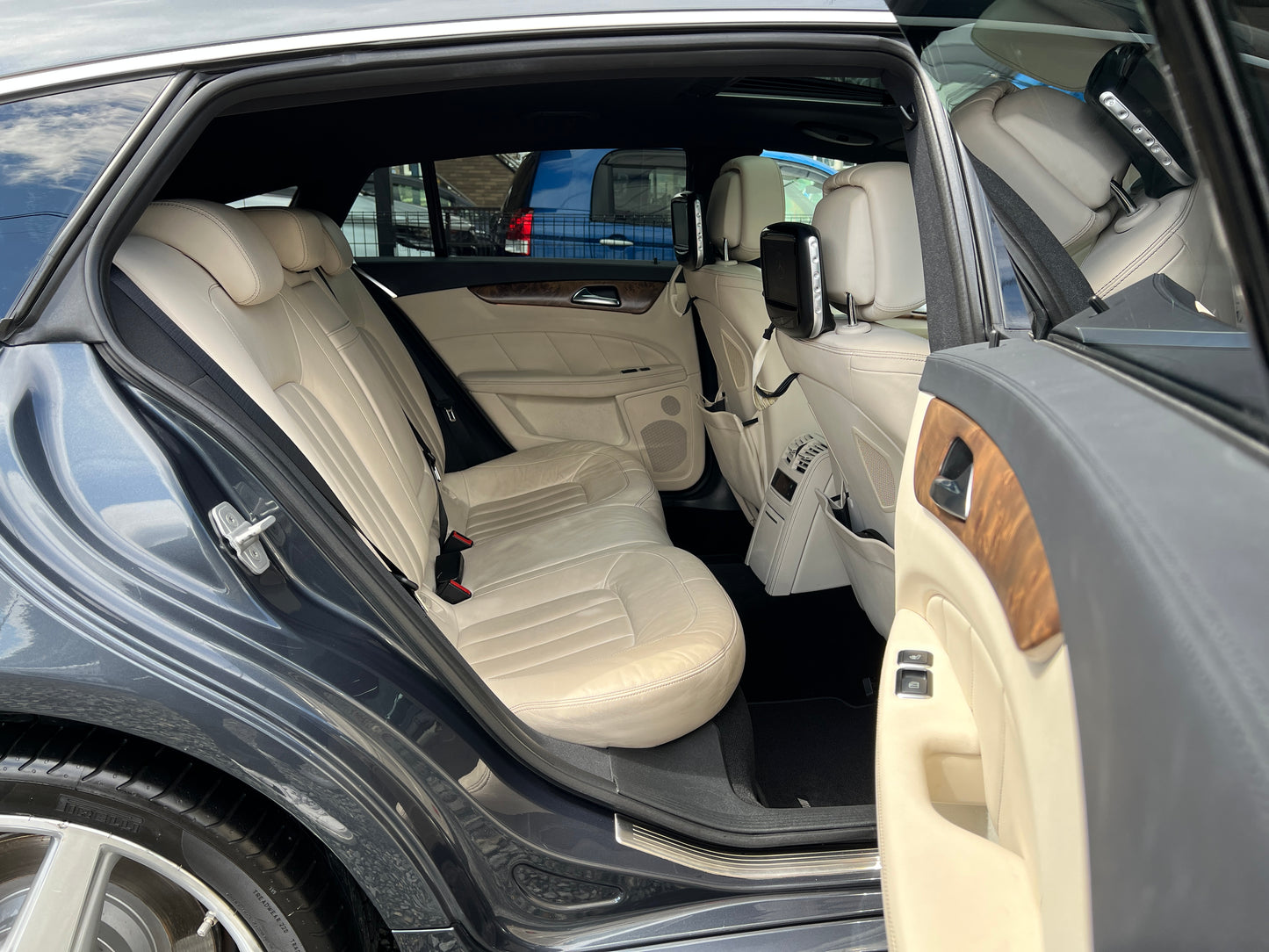 Mercedes Benz CLS500 AMG | Shooting Brake | X219 | 81.414 km | 408 PS | Kombi