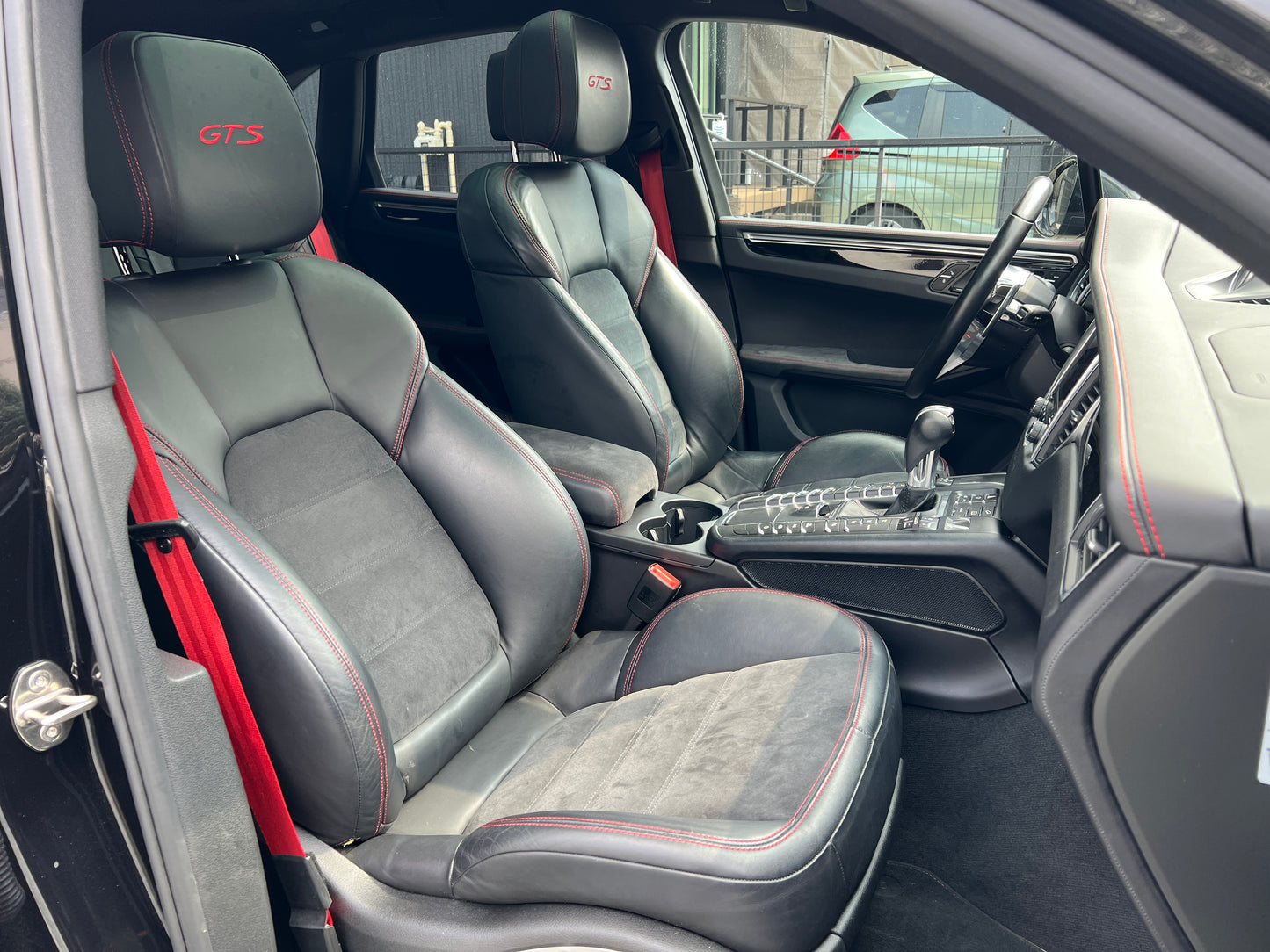 Porsche Macan GTS | 95B | 75.336 km | 360 PS | Sport Chrono | SUV