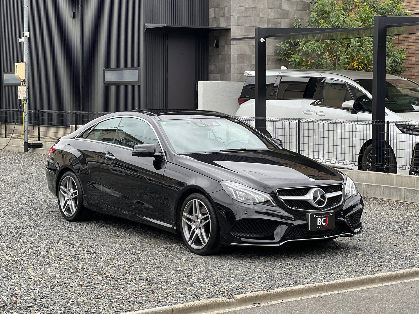 Mercedes Benz E400 AMG | C207 | 85.608 km | 333 PS | 360 Grad Kamera | Coupé