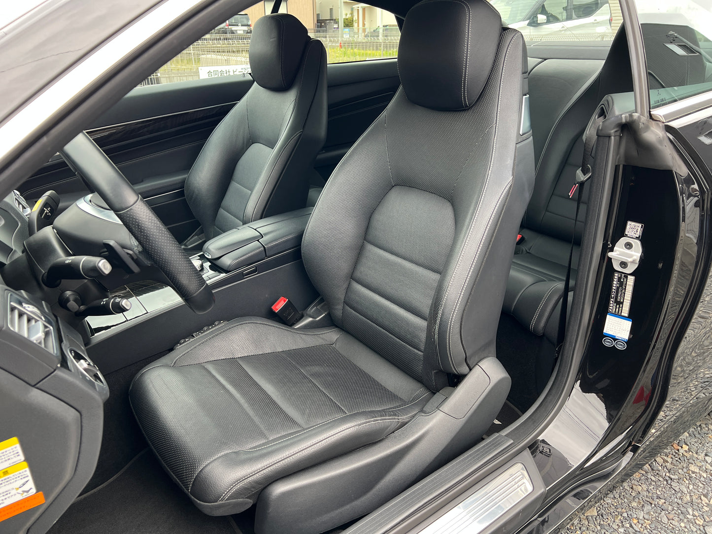 Mercedes Benz E400 AMG | C207 | 85.608 km | 333 PS | 360 Grad Kamera | Coupé