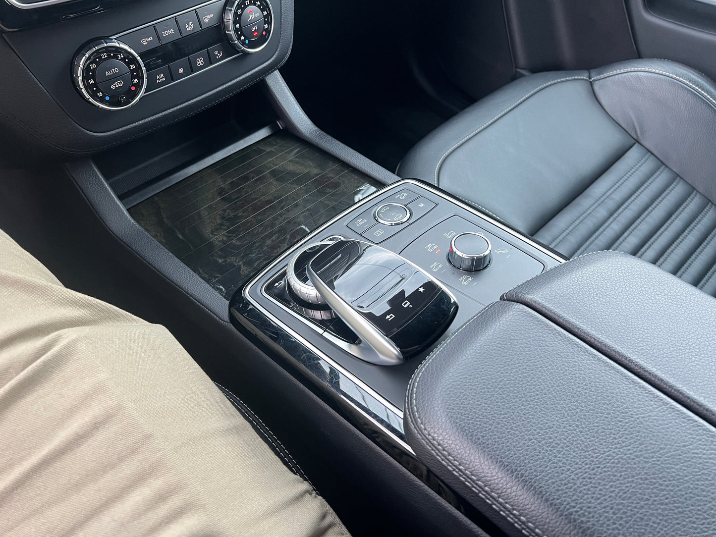 Mercedes Benz GLS500 AMG 4-Matic | X166 | 39.042 km | 455 PS | Apple CarPlay | 7-Sitzer