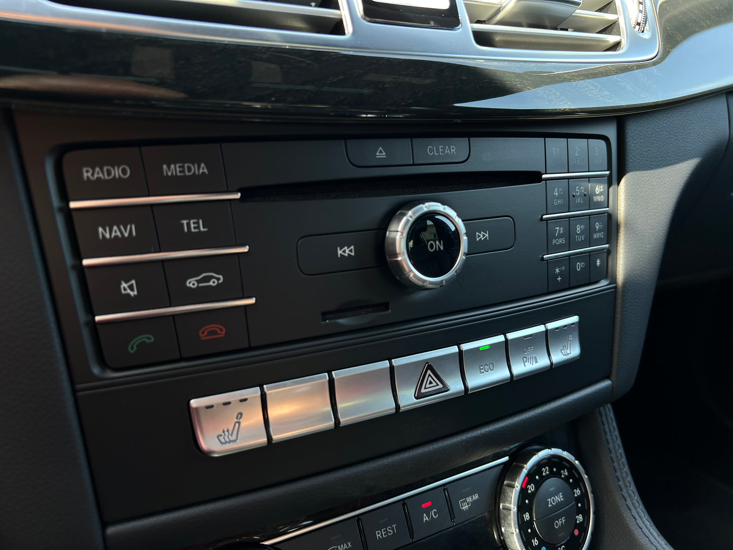 Mercedes Benz CLS400 AMG | C218 | 75.301 km | 333 PS | Apple CarPlay