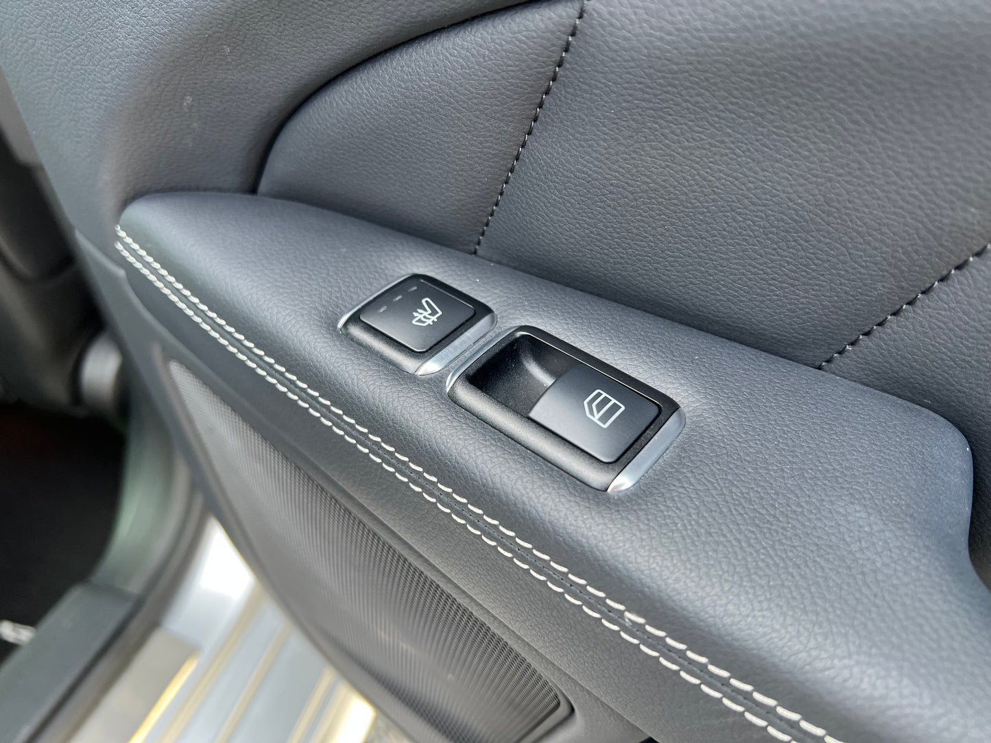 Mercedes Benz CLS400 AMG | C218 | 75.301 km | 333 PS | Apple CarPlay