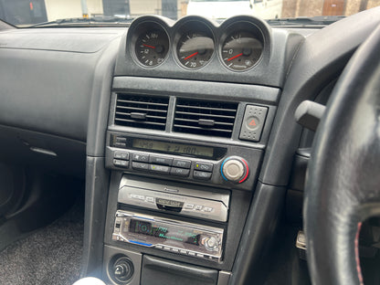 Nissan Skyline R34 (GTT) 25GT Turbo | R34 | 77.838 km | 280 PS | Schalter!