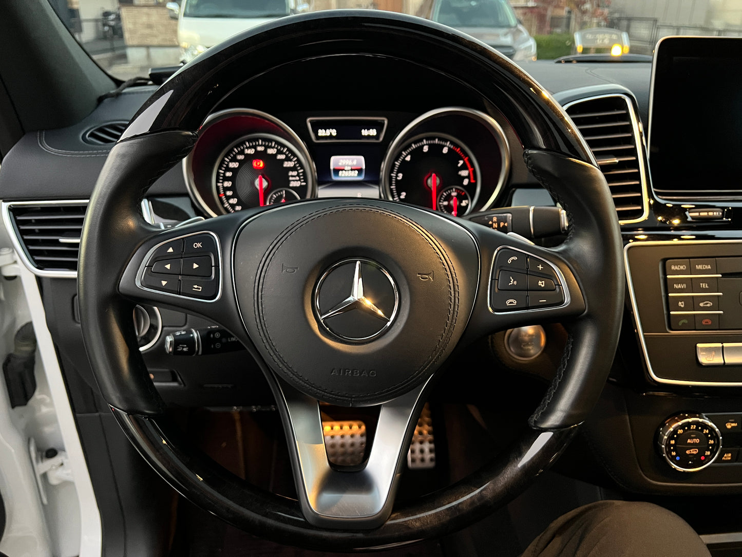 Mercedes Benz GLS500 AMG 4-Matic | 126.562km | 360 Grad | Apple CarPlay | 7-Sitzer