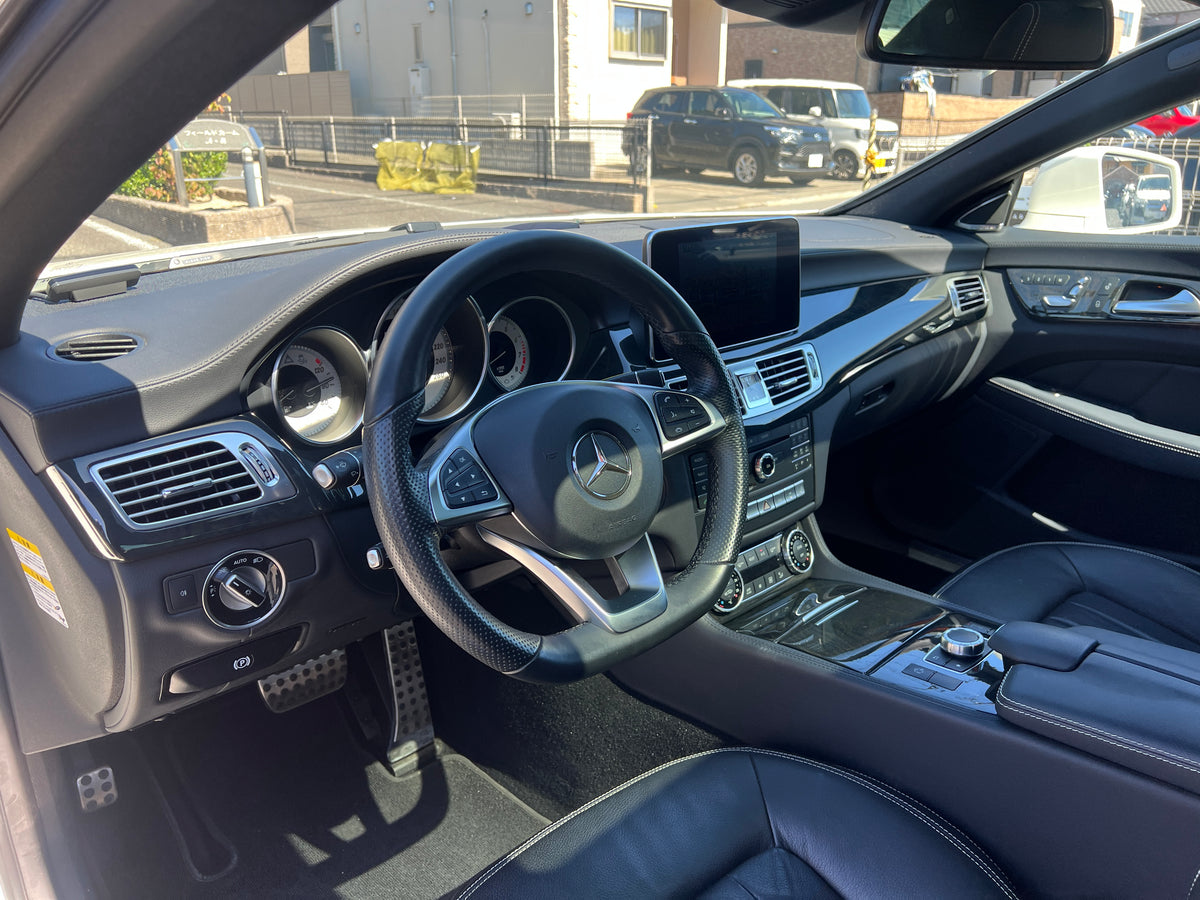 Mercedes Benz CLS500 AMG | C218 | 41.029 km | 408 PS | 360°-Kamera | Coupé