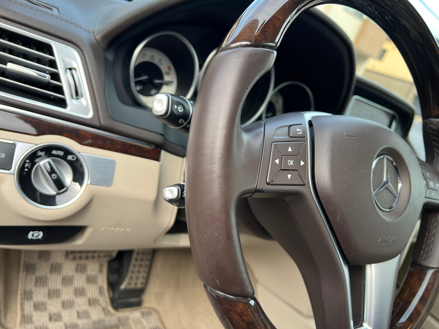 Mercedes Benz E350 | C207 | 103.111 km | 306 PS | 360°-Kamera | Coupé