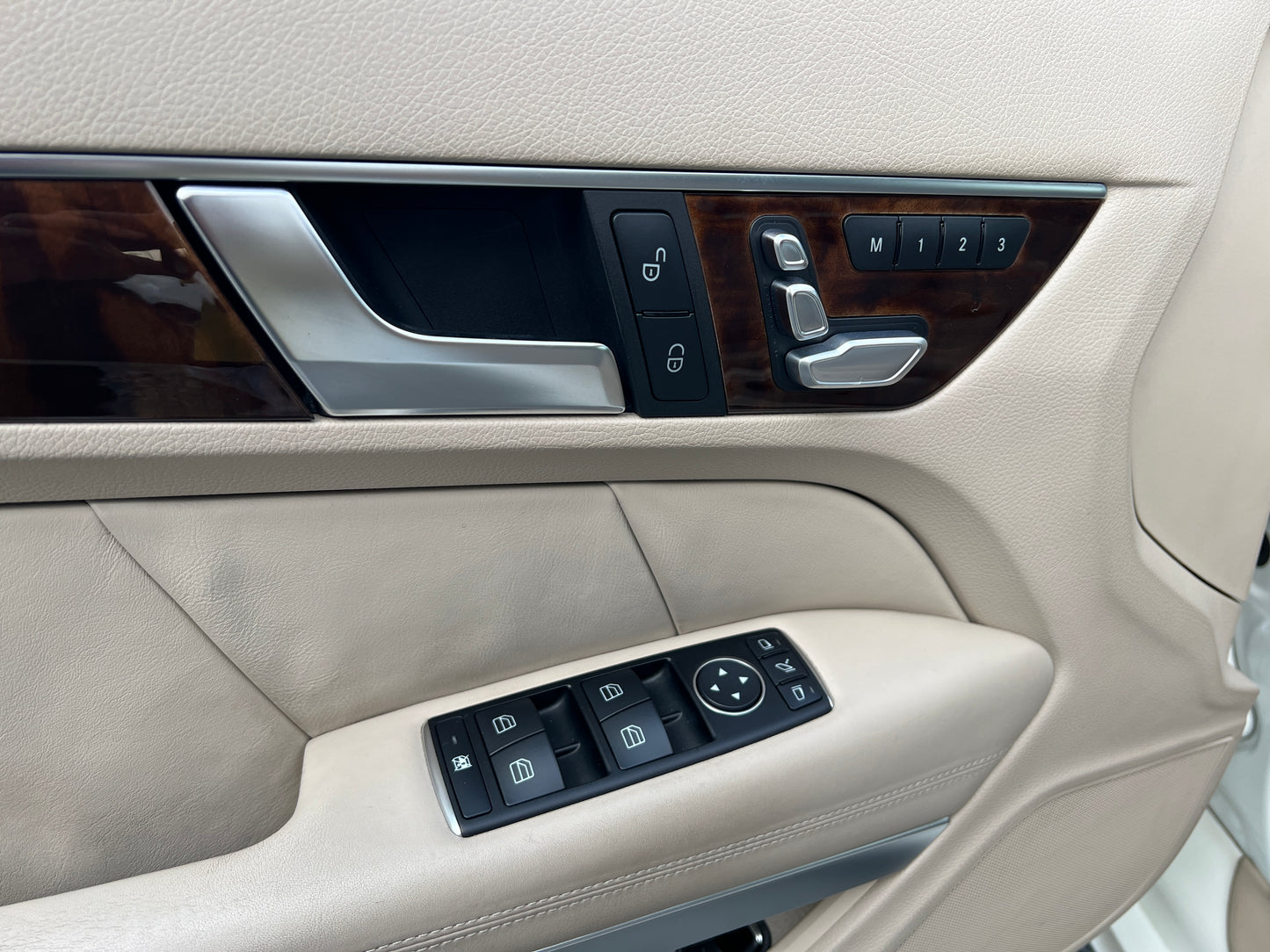 Mercedes Benz E350 | C207 | 103.111 km | 306 PS | 360°-Kamera | Coupé